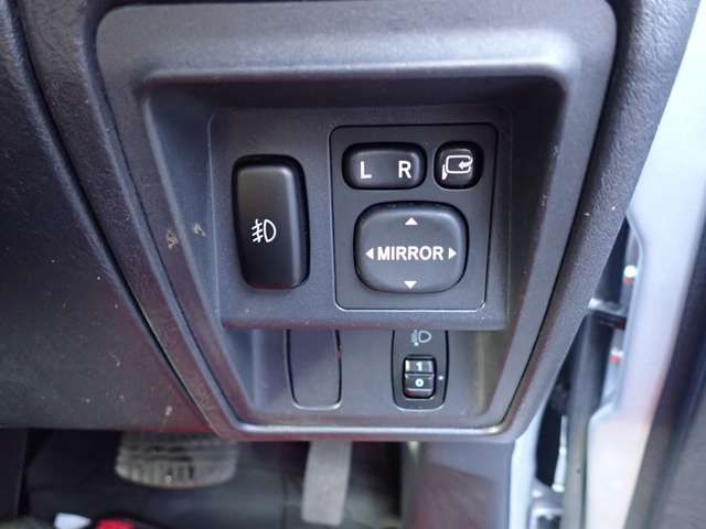 MITSUBISHI PAJERO MINI 4WD 2011 Image 31