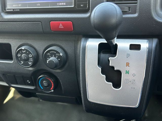 TOYOTA REGIUSACE VAN 1.15T 2019 Image 31