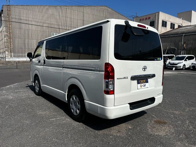TOYOTA REGIUSACE VAN 1.15T 2019 Image 31