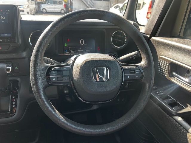 HONDA N BOX CUSTOM 2024 Image 31