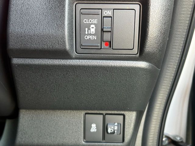 HONDA N BOX CUSTOM 2024 Image 31