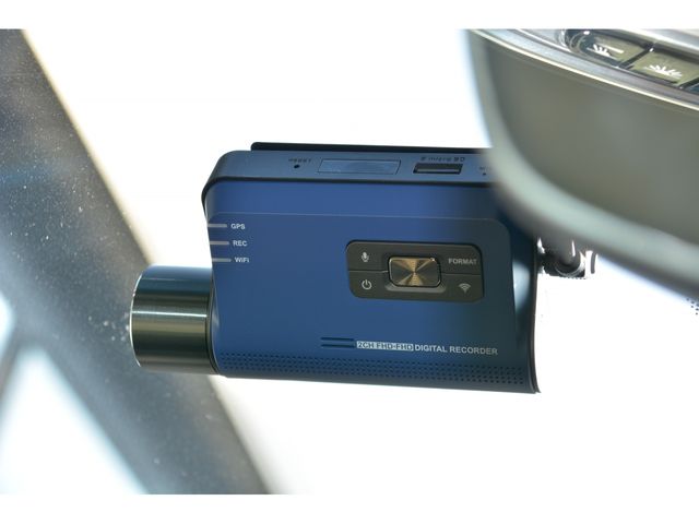 VOLVO V60 2022 Image 31