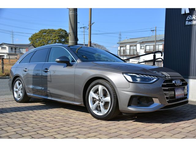 AUDI A4 AVANT 2022 Image 31