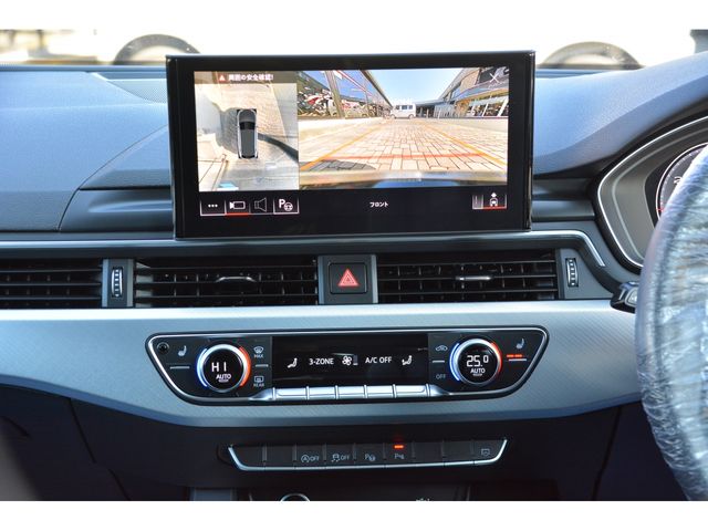 AUDI A4 AVANT 2022 Image 31