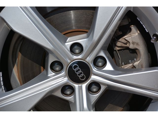 AUDI A4 AVANT 2022 Image 31