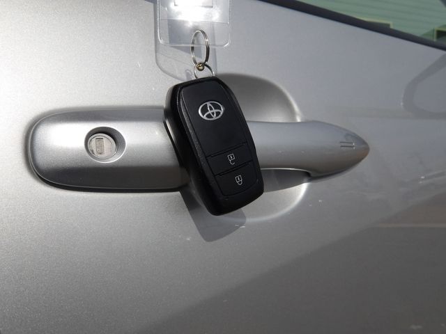 TOYOTA YARIS 2022 Image 31