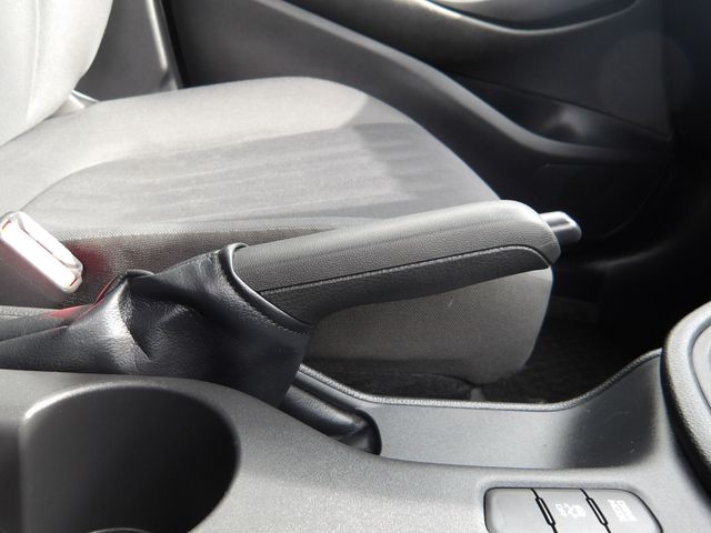 TOYOTA YARIS 2022 Image 31