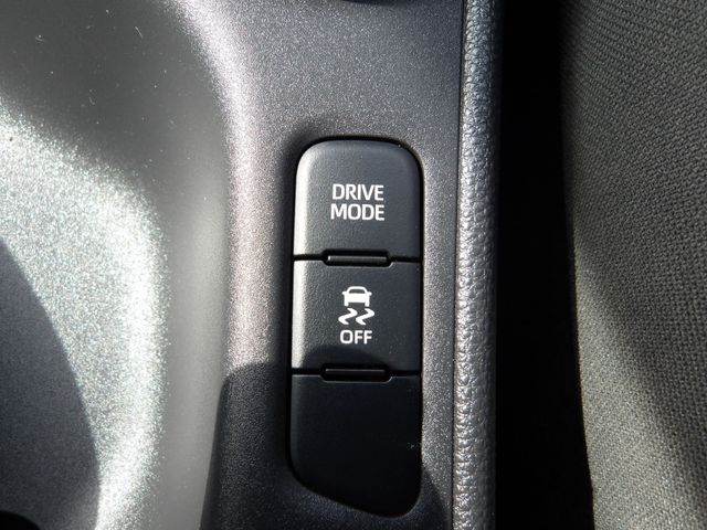 TOYOTA YARIS 2022 Image 31