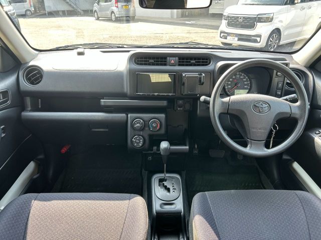 TOYOTA PROBOX VAN 2WD 2023 Image 31