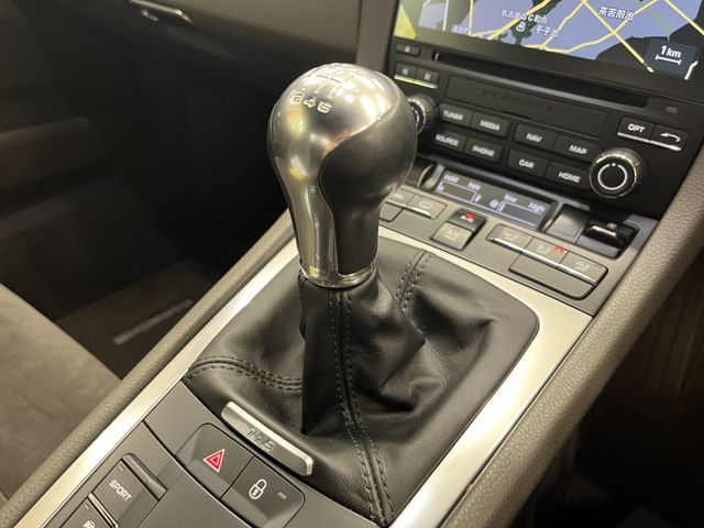 PORSCHE 718CAYMAN 2018 Image 31