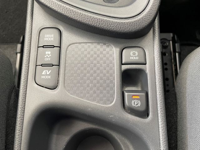 TOYOTA YARIS CROSS HYBRID 2023 Image 31