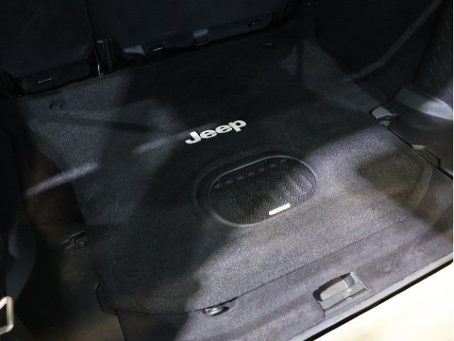 JEEP WRANGLER UNLIMI 2017 Image 31