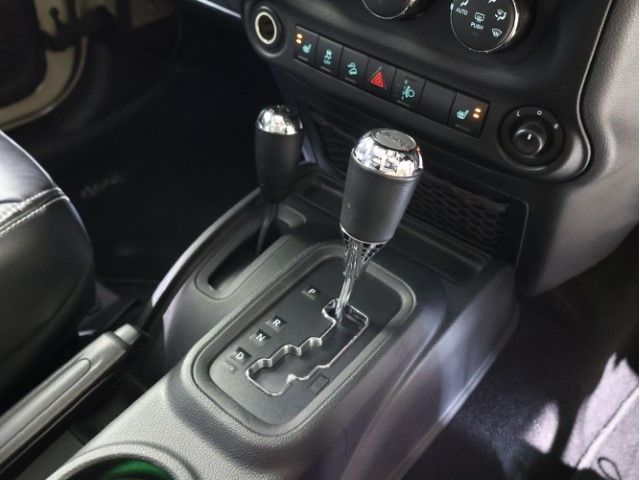 JEEP WRANGLER UNLIMI 2017 Image 31