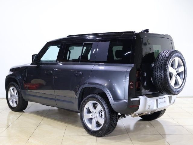 ROVER DEFENDER 2025 Image 31