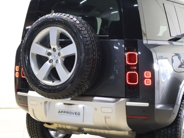 ROVER DEFENDER 2025 Image 31