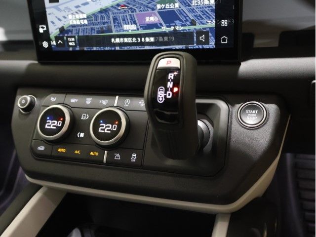 ROVER DEFENDER 2025 Image 31