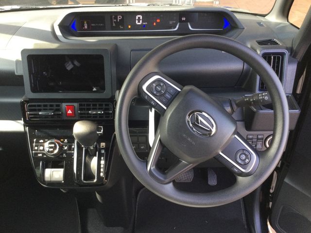 DAIHATSU TANTO CUSTOM 2025 Image 31