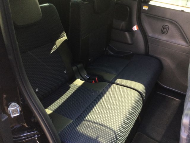 DAIHATSU TANTO CUSTOM 2025 Image 31