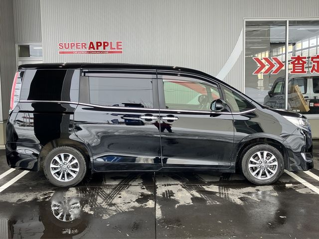 TOYOTA ESQUIRE 4WD 2019 Image 31