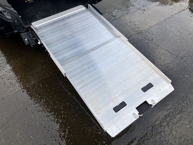 TOYOTA ESQUIRE 4WD 2019 Image 31