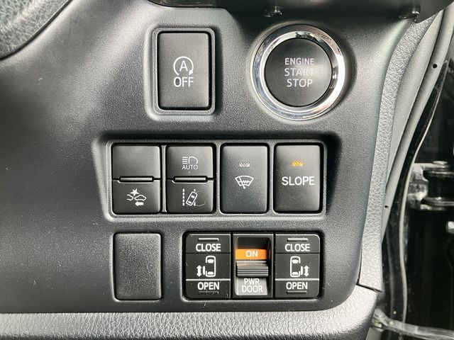 TOYOTA ESQUIRE 4WD 2019 Image 31