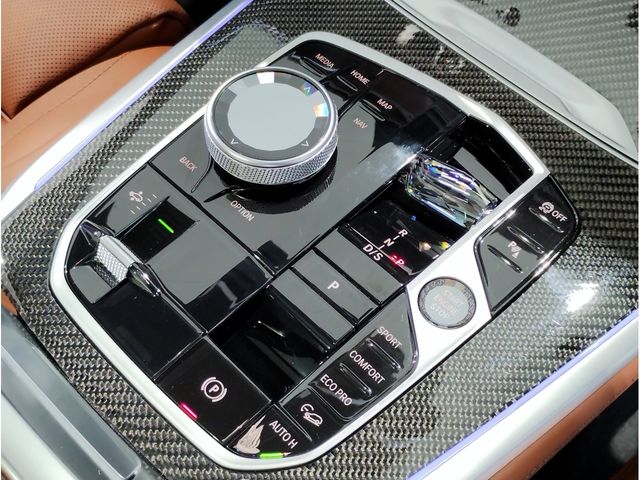 BMW X7 2024 Image 31