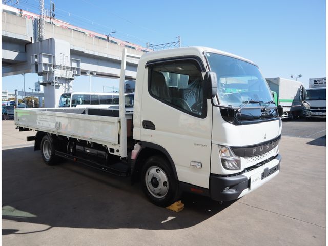 MITSUBISHI CANTER 2025 Image 31