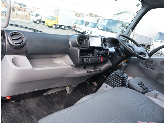 TOYOTA DYNA 2023 Image 31