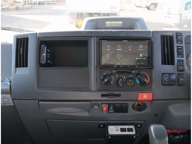 ISUZU ELF 2020 Image 31