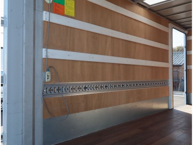 MITSUBISHI CANTER 2020 Image 31