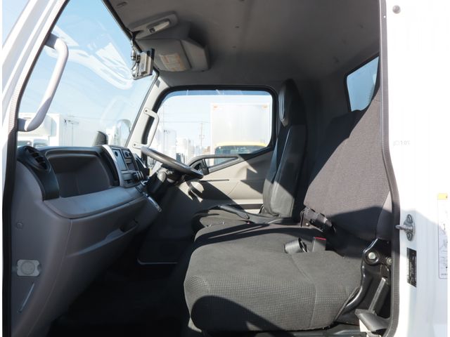 MITSUBISHI CANTER 2020 Image 31