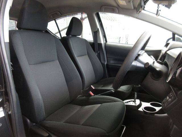 TOYOTA AQUA 2018 Image 31