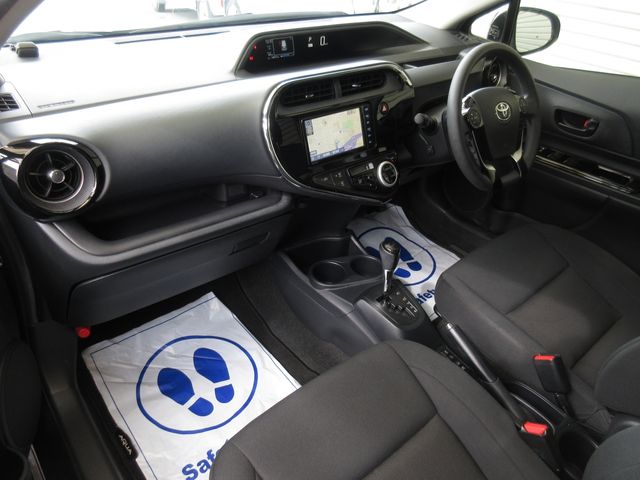 TOYOTA AQUA 2018 Image 31