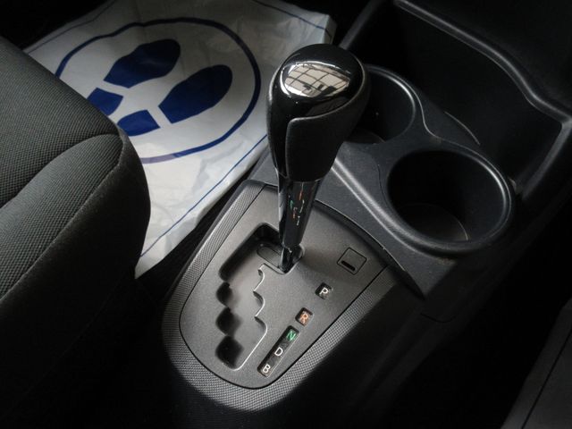 TOYOTA AQUA 2018 Image 31