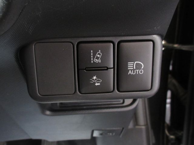 TOYOTA AQUA 2018 Image 31