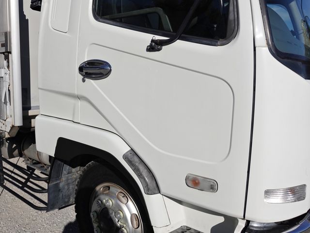 MITSUBISHI FUSOU FIGHTER 2007 Image 31