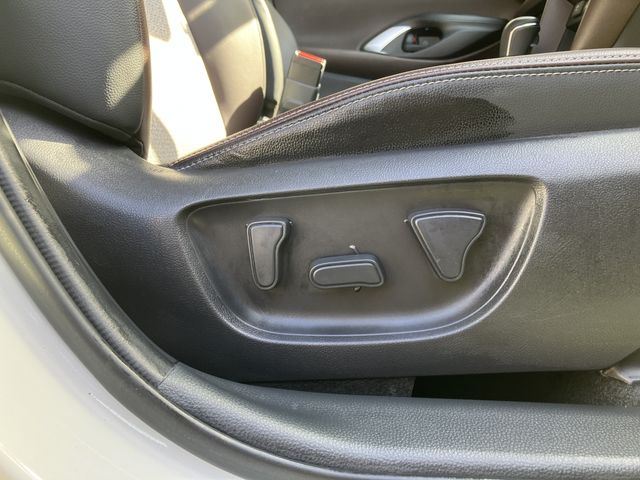 TOYOTA YARIS CROSS HYBRID 2022 Image 31