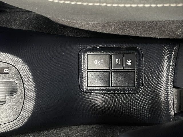 TOYOTA AQUA 2020 Image 31