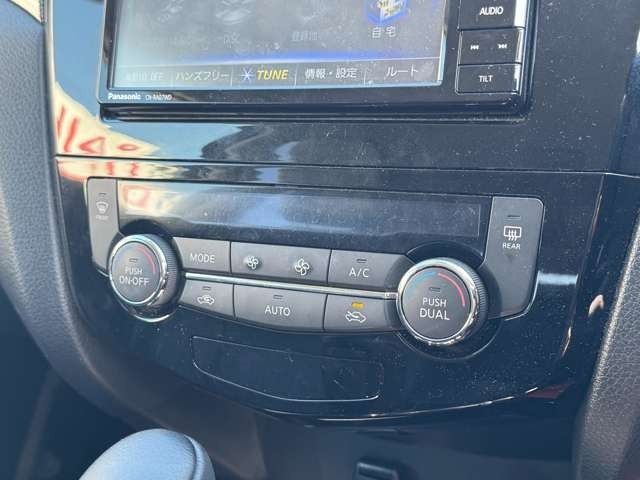 NISSAN X-TRAIL 2WD 2014 Image 31