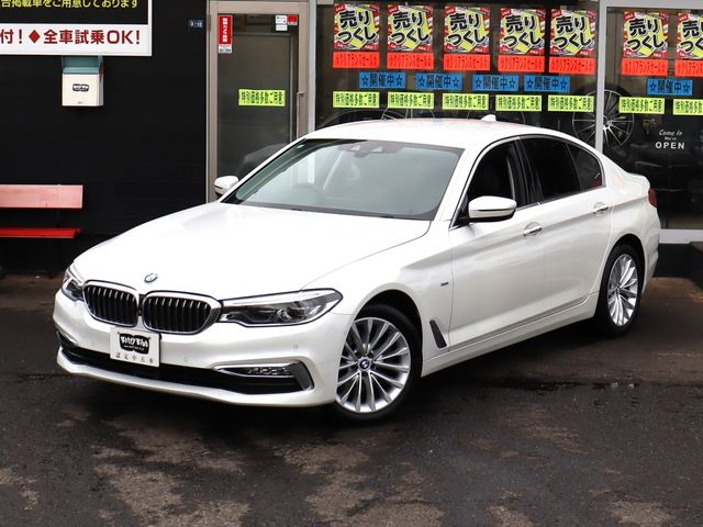 BMW 5SERIES SEDAN 2017 Image 31