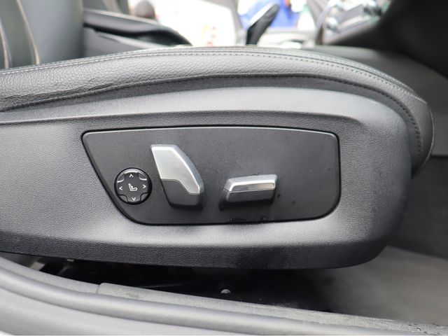 BMW 5SERIES SEDAN 2017 Image 31