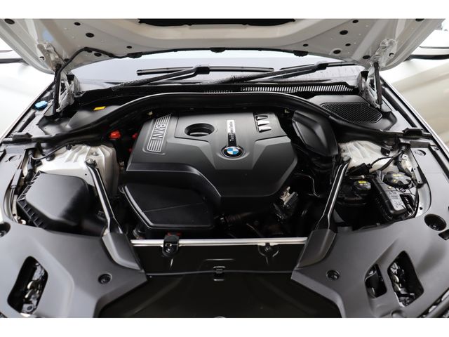 BMW 5SERIES SEDAN 2017 Image 31
