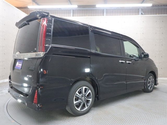 TOYOTA NOAH 2020 Image 31