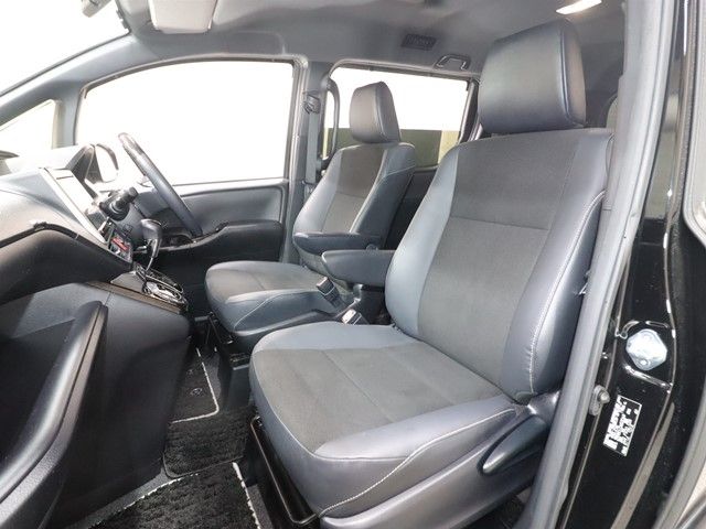 TOYOTA NOAH 2020 Image 31