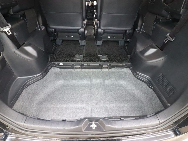 TOYOTA NOAH 2020 Image 31