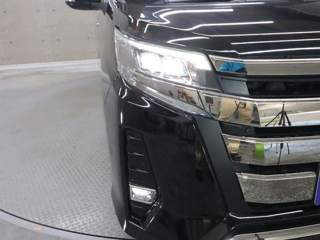 TOYOTA NOAH 2020 Image 31