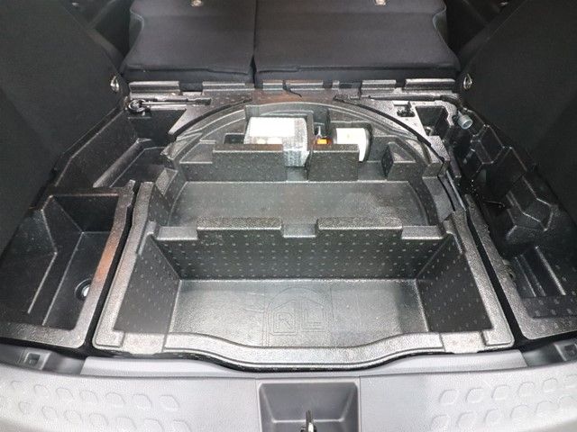 TOYOTA C-HR 2018 Image 31