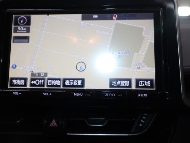 TOYOTA C-HR 2018 Image 31