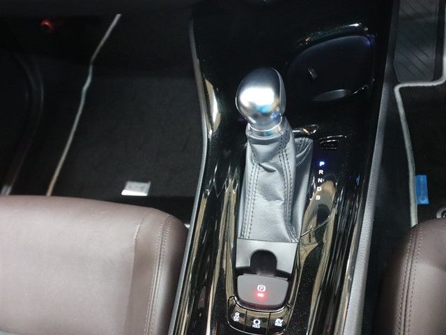 TOYOTA C-HR 2018 Image 31