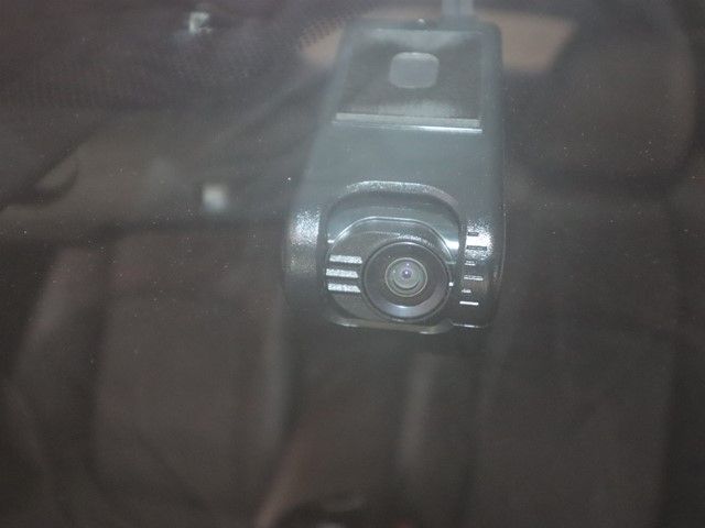 TOYOTA C-HR 2018 Image 31